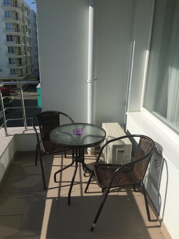 Apartament Antonia Summerland Mamaia Eksteriør billede
