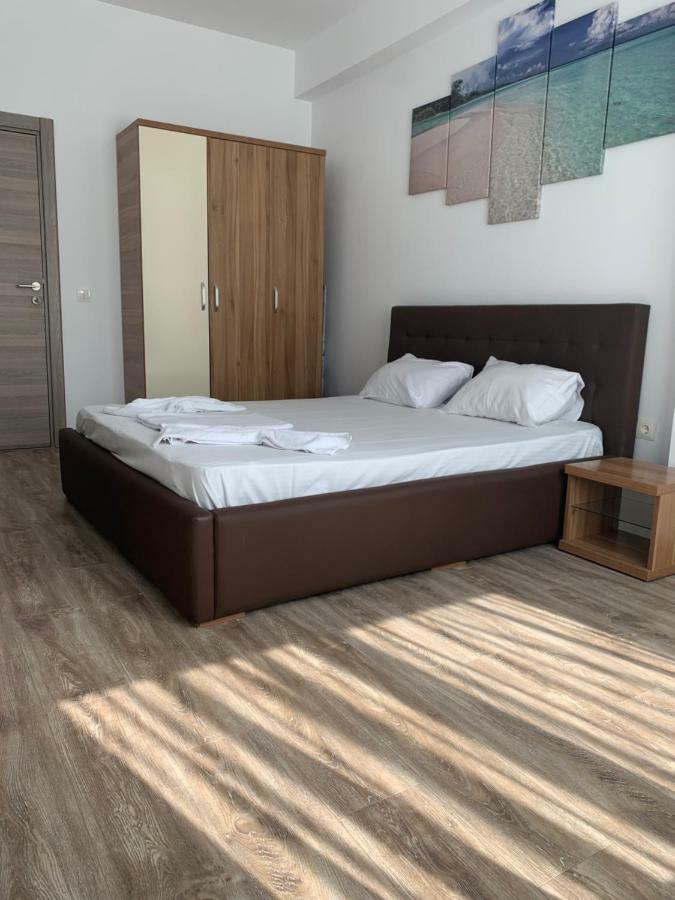 Apartament Antonia Summerland Mamaia Eksteriør billede